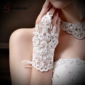 PROM/ FORMAL FINGERLESS WRIST GLOVES
